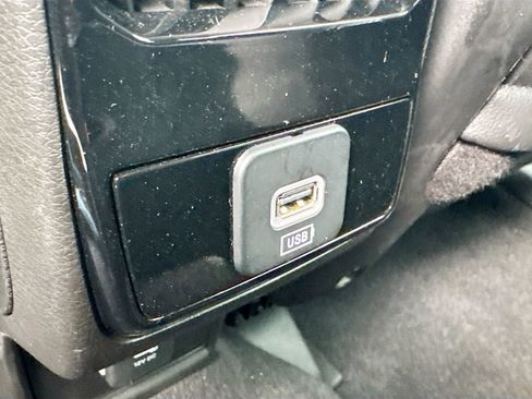 Used 2025 Jeep Compass Latitude AWD/4WD image 25