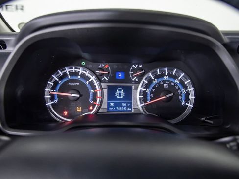 Used 2019 Toyota 4Runner Limited AWD/4WD image 28