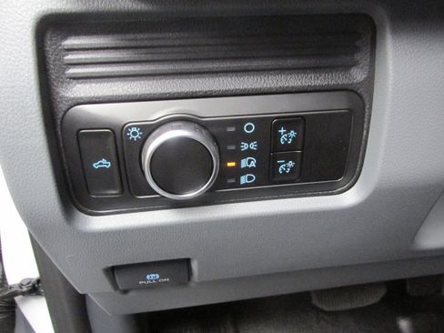 New 2025 Ford F250 XLT w/ Snow Plow Prep Package image 23