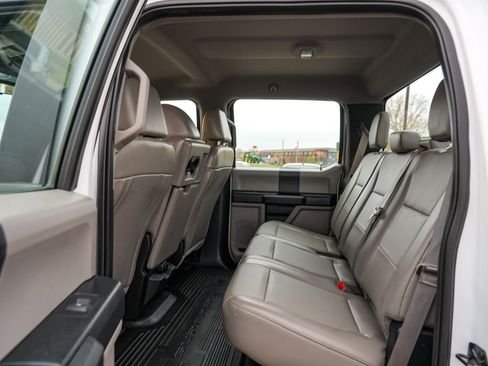 Used 2017 Ford F250 XL w/ Power Equipment Group image 20