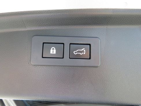 Used 2020 Subaru Outback Limited AWD/4WD image 18