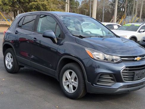 Used 2019 Chevrolet Trax LS w/ Tint and Cruise Package image 2