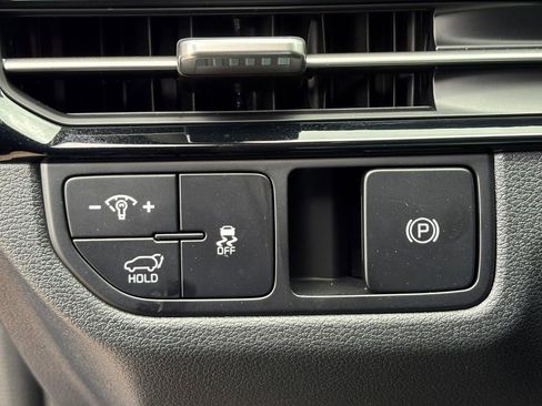New 2026 Kia Sportage EX FWD image 19
