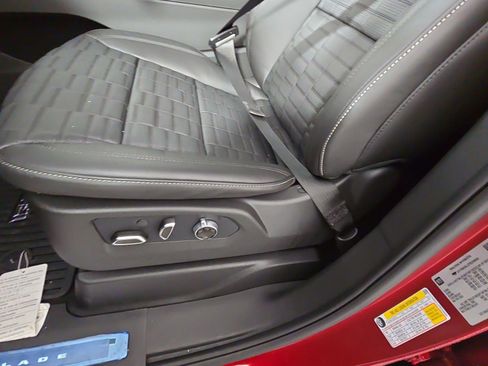 New 2026 Cadillac Escalade Platinum Sport w/ LPO, ONYX Package image 6