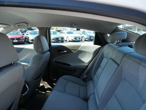 Used 2022 Chevrolet Malibu LT FWD image 20