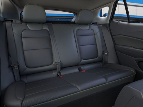 New 2026 Chevrolet Trax ACTIV w/ Sunroof Package image 17