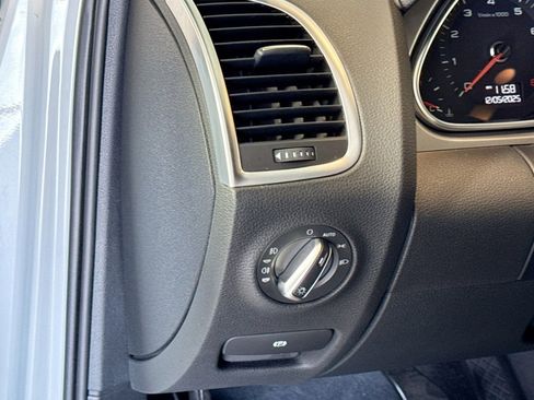 Used 2015 Audi Q7 3.0T S line Prestige w/ 21" S Line Plus Package image 10