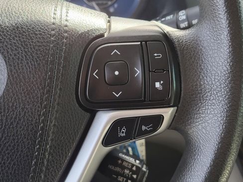 Used 2020 Toyota Sienna L FWD image 27