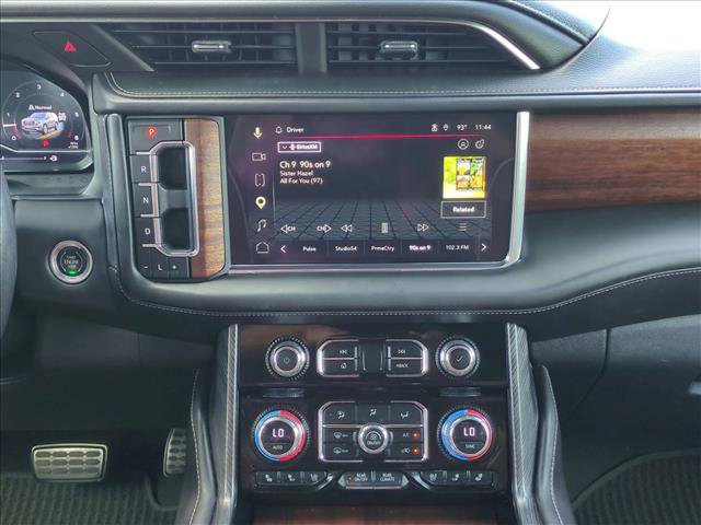 Used 2023 GMC Yukon XL Denali Ultimate AWD/4WD image 15