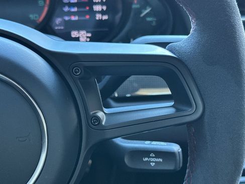 Certified 2016 Porsche 911 R RWD image 27