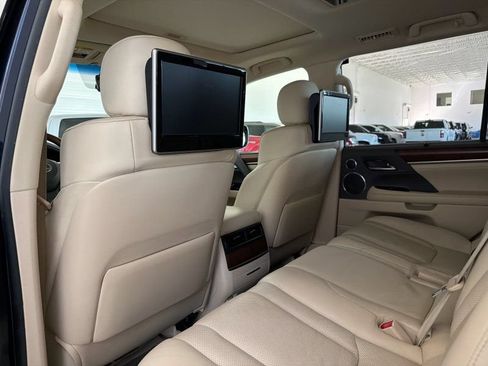 Used 2016 Lexus LX 570 4WD w/ Luxury Package image 20