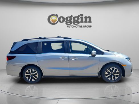 New 2026 Honda Odyssey EX-L image 6