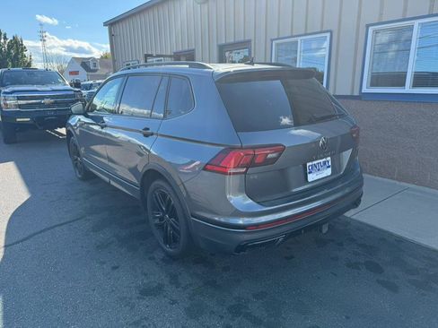Used 2022 Volkswagen Tiguan SE R-Line image 4