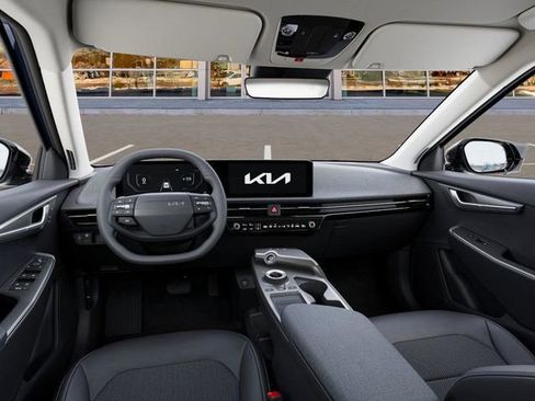 New 2025 Kia EV6 Light w/ Light LR Technology Package image 15