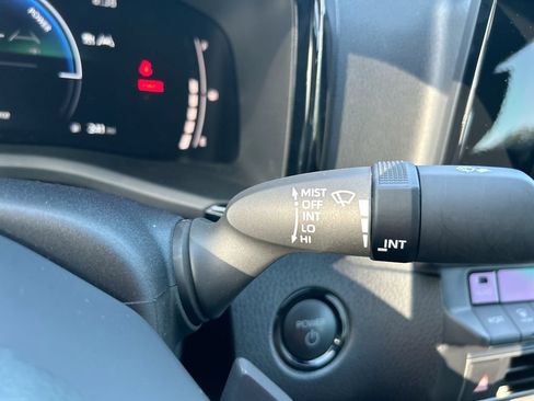 Certified 2025 Toyota Camry SE FWD image 19