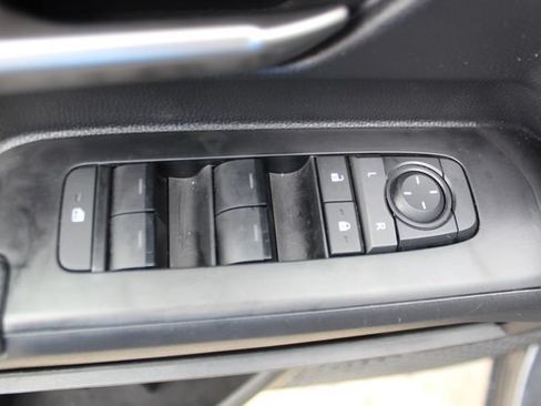 Used 2026 Toyota Tacoma TRD Off-Road AWD/4WD image 11