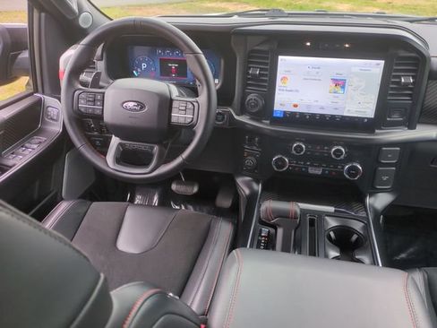 Used 2025 Ford F150 Raptor AWD/4WD image 30