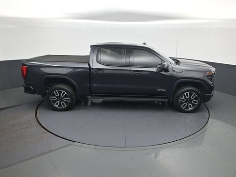 Certified 2023 GMC Sierra 1500 AT4 w/ AT4 Preferred Package AWD/4WD image 16