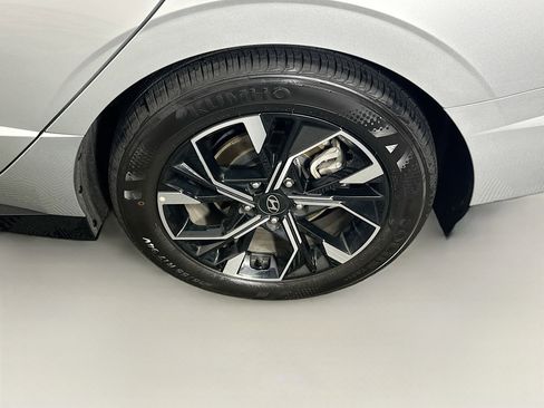 Used 2025 Hyundai Sonata SEL image 11