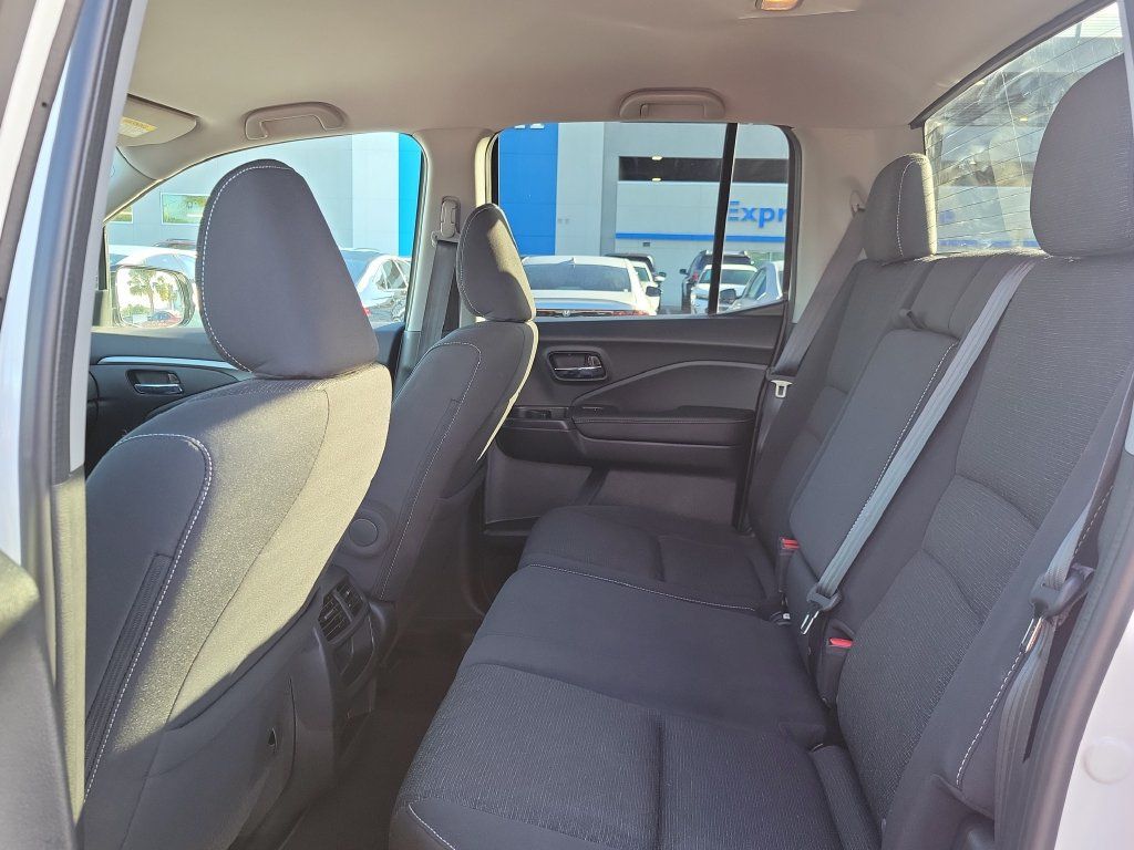 Certified 2023 Honda Ridgeline Sport image 14
