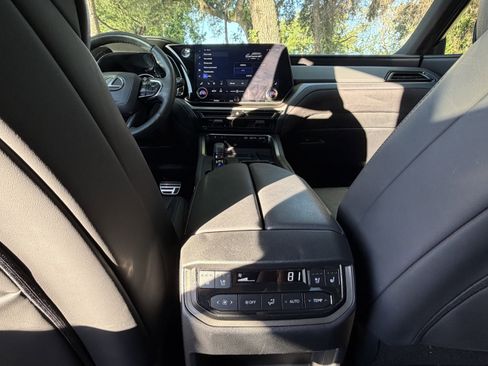 Used 2024 Lexus TX 500h AWD w/ Technology Package image 35