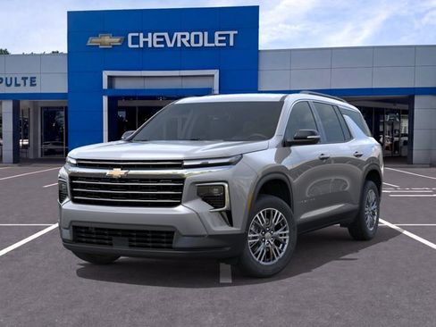 New 2026 Chevrolet Traverse LT w/ Driver Confidence Package FWD image 6