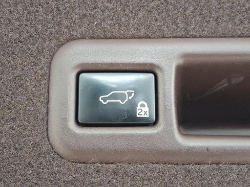 Used 2019 Lexus RX 450hL Premium image 36