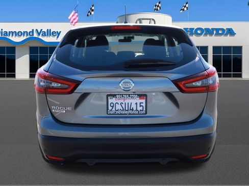 Used 2022 Nissan Rogue Sport S image 5