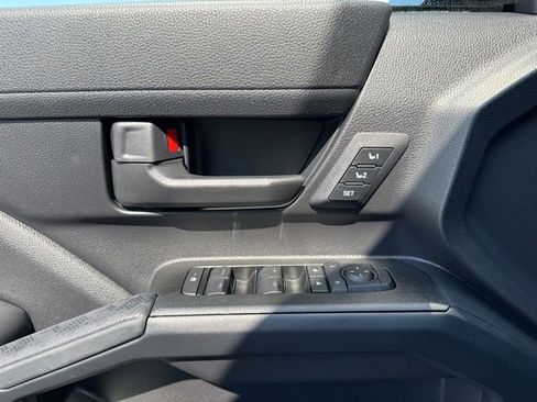 New 2026 Toyota 4Runner TRD Off-Road Premium AWD/4WD image 15
