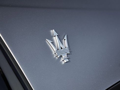 Used 2023 Maserati MC20 Spyder RWD image 11