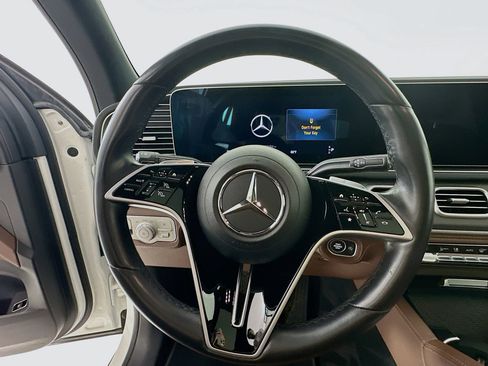 Used 2024 Mercedes-Benz GLE 350 4MATIC image 12