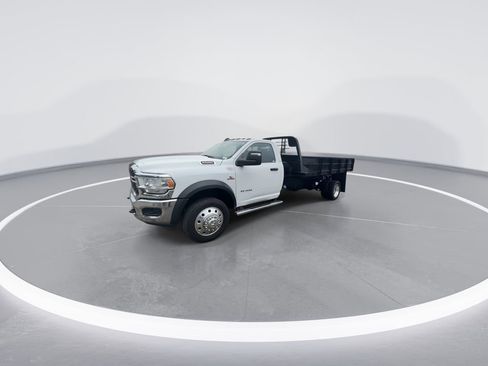 Used 2024 RAM 5500 SLT w/ Quick Order Package 2YG SLT AWD/4WD image 5