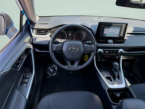 Used 2019 Toyota RAV4 LE w/ All Weather Liner Package AWD/4WD image 7