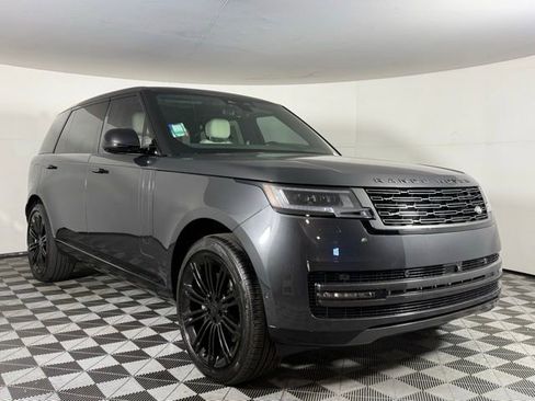 New 2026 Land Rover Range Rover Long Wheelbase SE AWD/4WD image 10