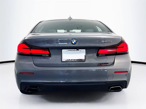 Used 2022 BMW 540i w/ Premium Package RWD image 26