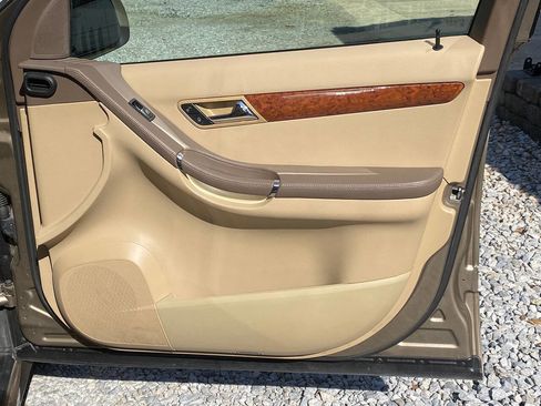 Used 2008 Mercedes-Benz R 320 CDI 4MATIC image 21