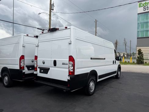 Used 2025 RAM ProMaster 3500 w/ Convenience Group FWD image 7
