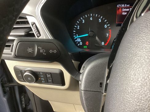 Used 2022 Ford Escape SEL image 20