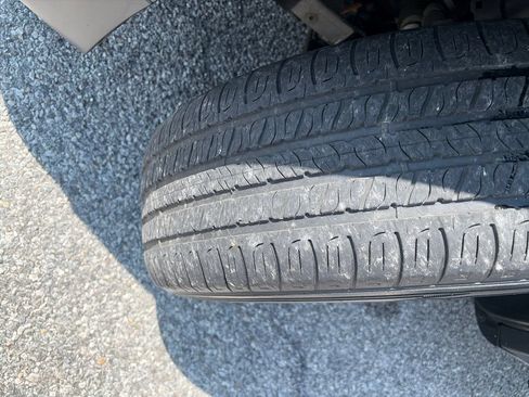 Used 2019 Jeep Cherokee Limited w/ Trailer Tow Group AWD/4WD image 41