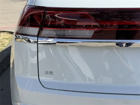 New 2026 Volkswagen Atlas Cross Sport SE image 5