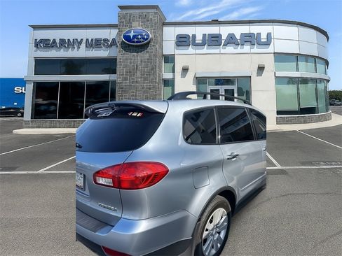 Used 2012 Subaru Tribeca Limited image 3
