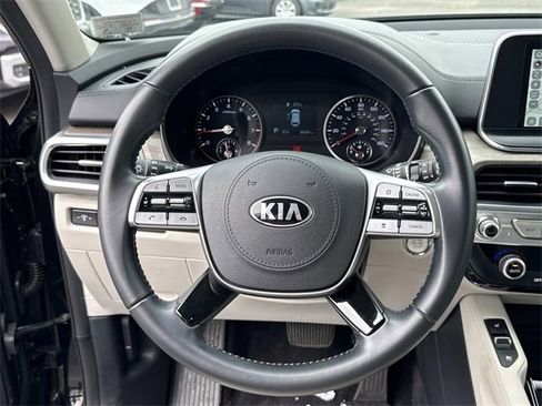 Used 2021 Kia Telluride EX w/ EX Premium Package image 19