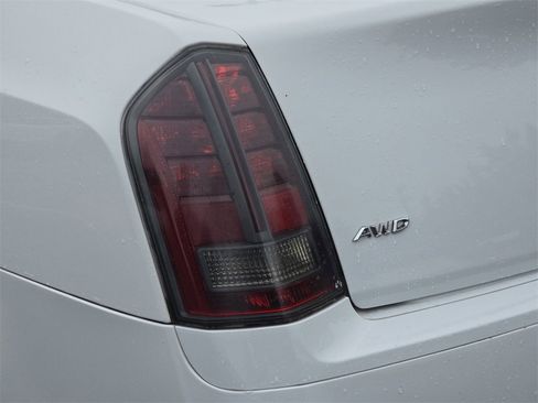 Used 2014 Chrysler 300 S image 36