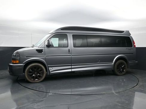 Used 2020 GMC Savana 2500 Extended w/ Enhanced Convenience Package RWD image 6