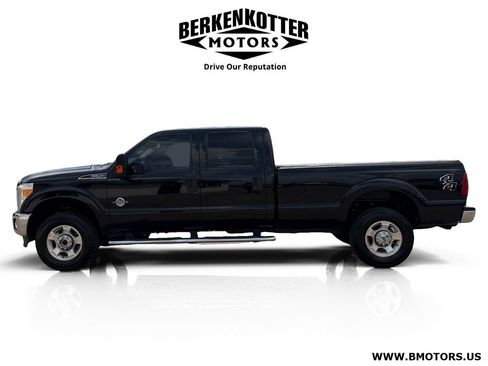 Used 2016 Ford F250 XLT w/ XLT Interior Package AWD/4WD image 6