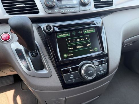 Used 2015 Honda Odyssey EX-L image 10
