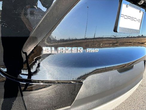Used 2025 Chevrolet Blazer LT image 22