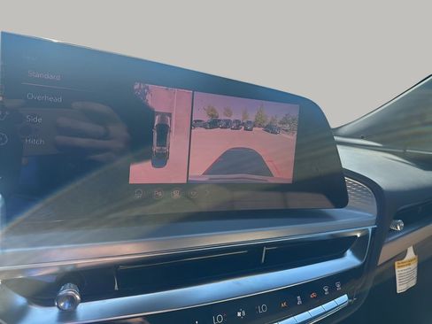 New 2026 Cadillac Lyriq Signature Luxury w/ Nappa Leather Package AWD/4WD image 33