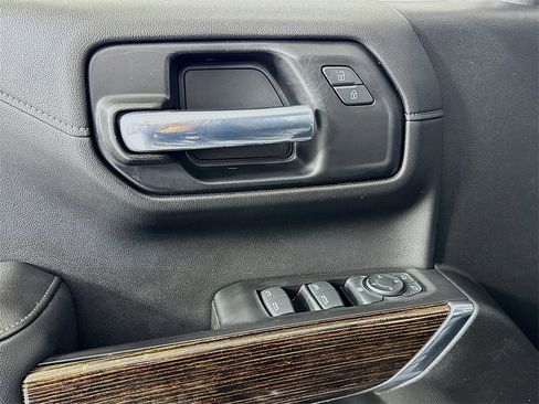 Used 2020 GMC Sierra 1500 Elevation w/ Elevation Value Package image 17