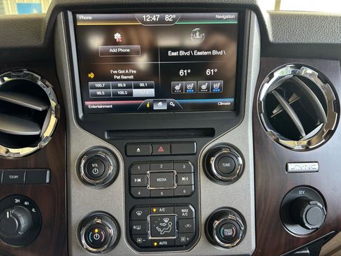Used 2016 Ford F350 Lariat w/ Lariat Ultimate Package AWD/4WD image 18